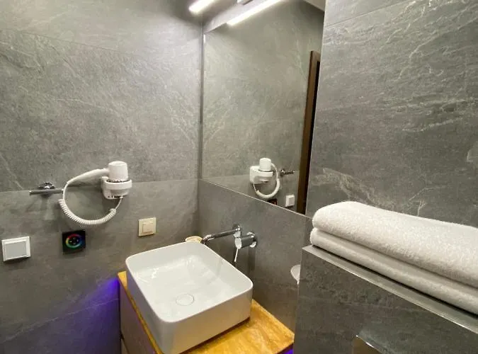 לינה וארוחת בוקר Pod Czantoria אוסטראון