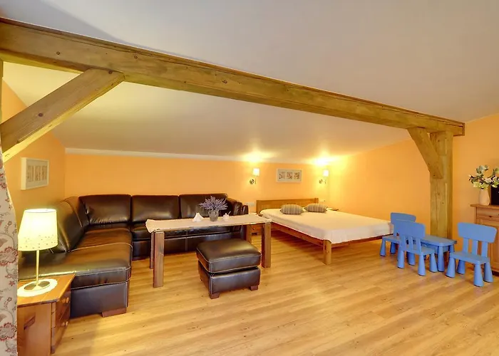 Pod Czantoria לינה וארוחת בוקר אוסטראון