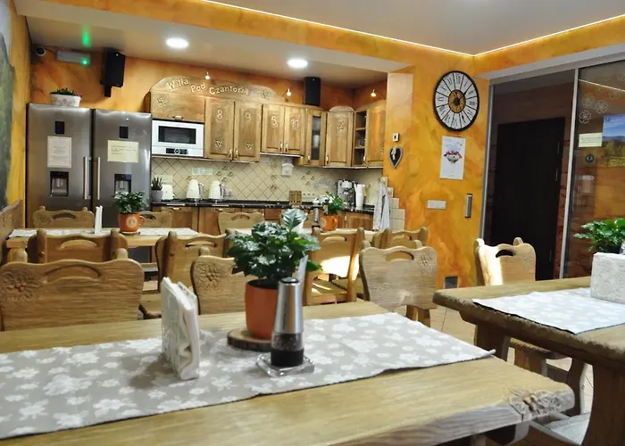 לינה וארוחת בוקר Pod Czantoria 3*